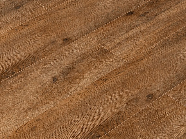 Paviment laminat resistent a l'aigua